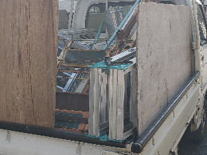 写真3 作業事例(室外機取り外し)写真3(2906)