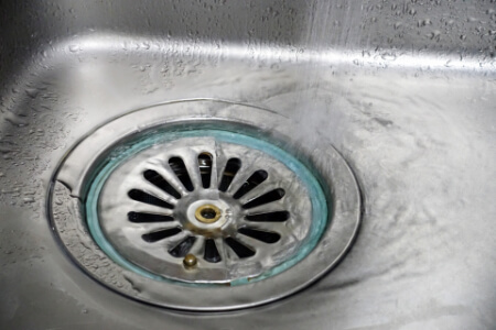 排水溝つまりの原因は?