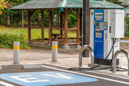 【電気自動車の充電】電気自動車を買う前に確認しよう!