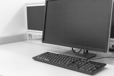 パソコンケースを処分する前に確認する2つの事