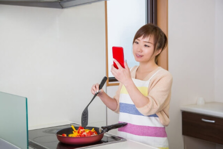 【スマホスタンドの種類】スマホスタンドの種類と選び方