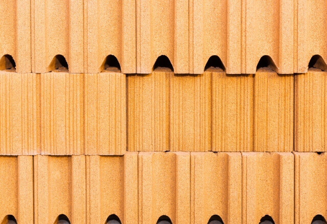 ブロック塀に使われるコンクリートブロックの購入方法