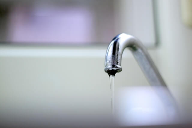 【水道の水漏れ】自分で水漏れを修理するリスク