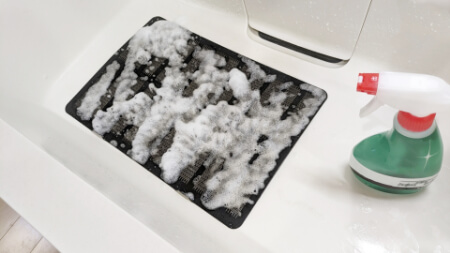 重曹で換気扇フィルターの油汚れを掃除する方法