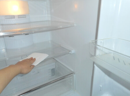 冷蔵庫の汚れを掃除する方法