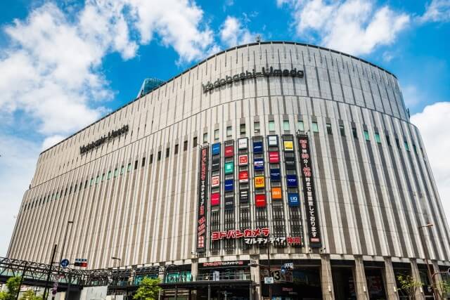 ブラウン管を家電量販店で引き取ってもらう