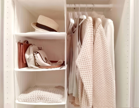 【服の収納方法】クローゼットと押入れで変わる服の収納