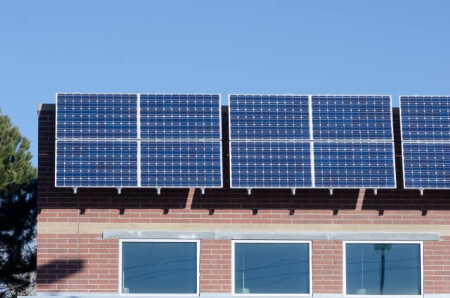 屋上防水している箇所に太陽光発電システムを設定する注意点