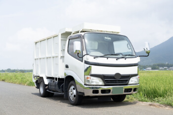 不用品回収業者に依頼する