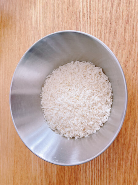 傷んだパン粉の特徴とは?