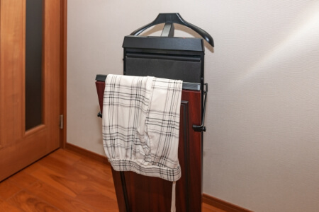 ズボンプレッサーの使い方
