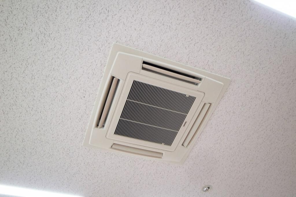 エアコンクリーニング(天井埋込型)のサービス写真 エアコンクリーニング(天井埋込型)のサービス写真