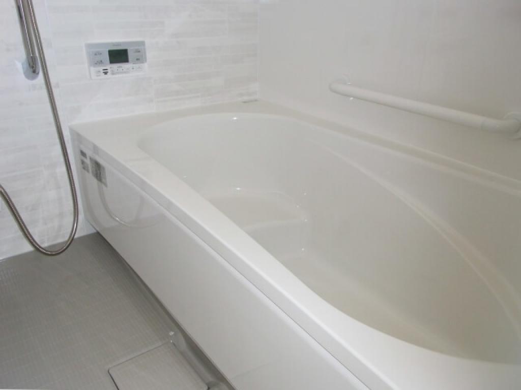 お風呂掃除(浴室)クリーニングのサービス写真 お風呂掃除(浴室)クリーニングのサービス写真