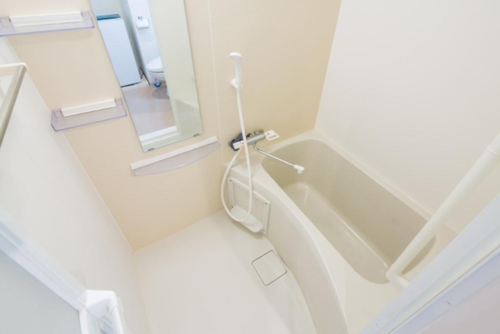 お風呂掃除(浴室)クリーニングのサービス写真 お風呂掃除(浴室)クリーニングのサービス写真