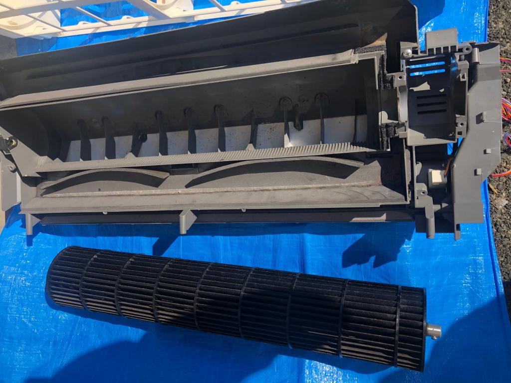 汚れに応じて洗剤をブレンド！除菌洗浄!綺麗を保つなら防カビ抗菌コートがお勧め！のサービス写真3