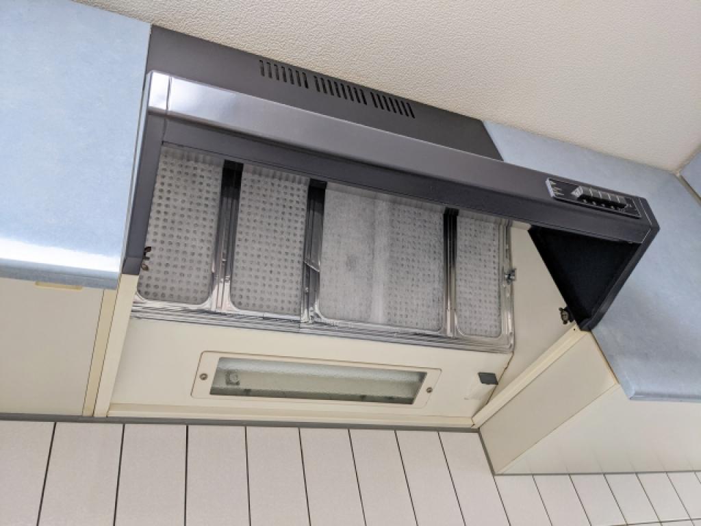 レンジフード（換気扇）クリーニング（レンジフード型）のサービス写真