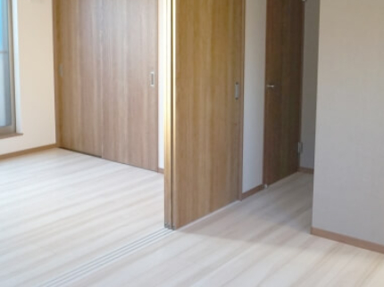 フローリングの張替え（ビニールクッションフロア）のサービス写真