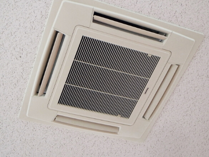 エアコンクリーニング(天井埋込型)のサービス写真 エアコンクリーニング(天井埋込型)のサービス写真