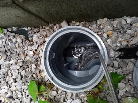 ★熟練職人の排水管高圧洗浄[高性能エンジン高圧洗浄機使用]★即日対応可能!!のサービス写真4