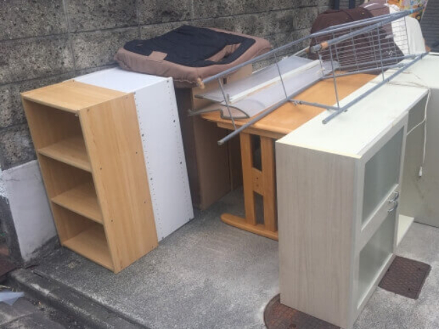 不用品回収・粗大ゴミ処分(1トントラック)のサービス写真 不用品回収・粗大ゴミ処分(1トントラック)のサービス写真