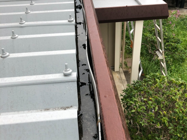 雨樋掃除・修理のサービス写真