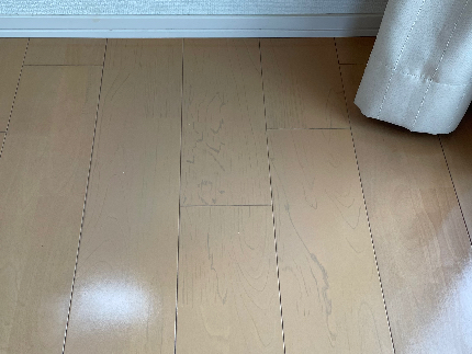 住宅のお困りの傷、色あせ、シミなど交換ではなくリペアで即座にお直し致します!のサービス写真2
