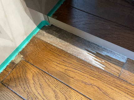 住宅のお困りの傷、色あせ、シミなど交換ではなくリペアで即座にお直し致します!のサービス写真3