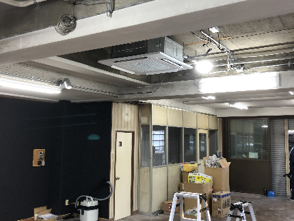 室内コンセント増設・電気スイッチの修理（交換）（増設）のサービス写真