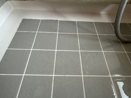 【保険加入店】細かい所まで徹底清掃！若く元気なスタッフが対応！【お風呂清掃】のサービス写真4