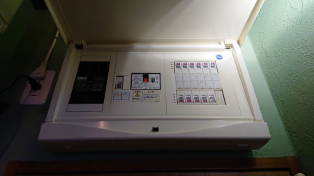 室内コンセント増設・電気スイッチの修理（交換）（増設）のサービス写真