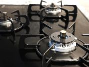 【キッチンクリーニング】油汚れ、水アカ、コゲ付いた汚れも当店にお任せください！のサービスサムネイル写真3