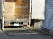 北海道全域にて対応◎軽トラックから2t箱車まで【不用品回収 / 2トン】のサービスサムネイル写真1