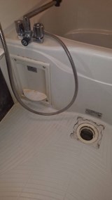 お風呂掃除（浴室）クリーニングお任せください！地域で1番安心できるお掃除屋さんのサービスサムネイル写真1