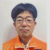 ガレージ、玄関タイル・階段のクリーニングします☆丁寧な作業で高評価☆