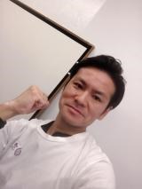 専門店による丁寧な仕上がり！持ち帰り作業！枠の洗浄します！