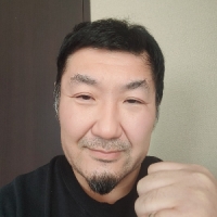 窓フィルム施工：暮らしを安心・快適にする窓ガラスフィルムを貼り付けます。