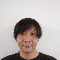 網戸の張替えなら当店で！網戸1枚から家中の網戸全部までOK!網戸の色も黒とグレー