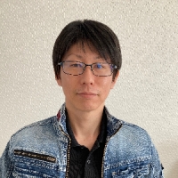 目的に合わせた建築用窓ガラスフィルムを施工致します。（貼り替えも可能）